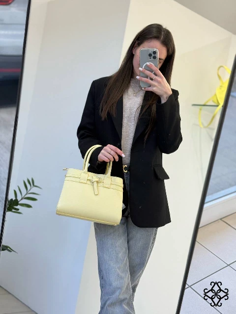 Ādas rokassoma 80507