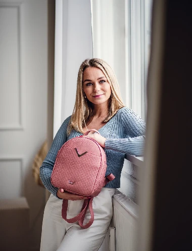 VUCH Mugursoma CARREN