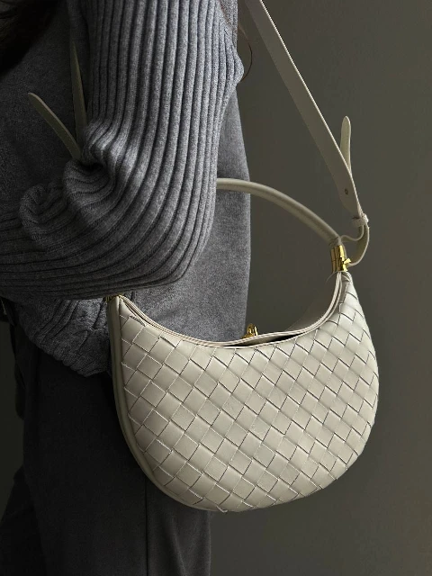 Ādas rokassoma 95497