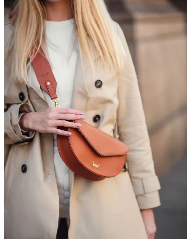 brown_cognac.webp