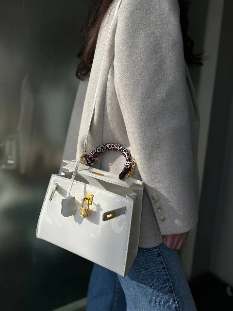 Ādas rokassoma 95344