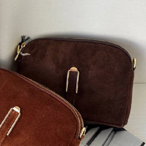 brown_cognac.webp