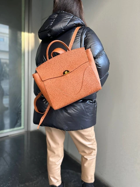 Ādas mugursoma 95418