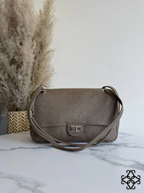 Leather shoulder bag 80638