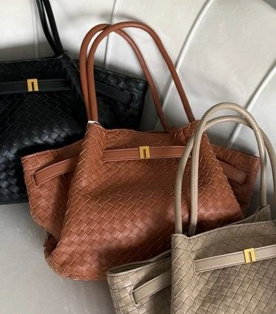 brown_cognac.webp