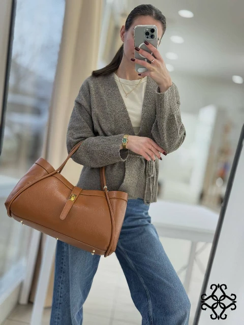 Ādas rokassoma 80439