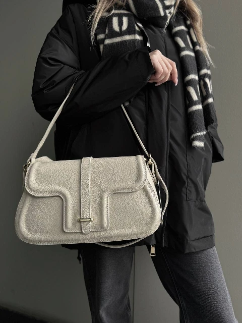 Ādas rokassoma 94549