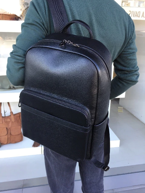 Vīriešu ādas mugursoma 5530