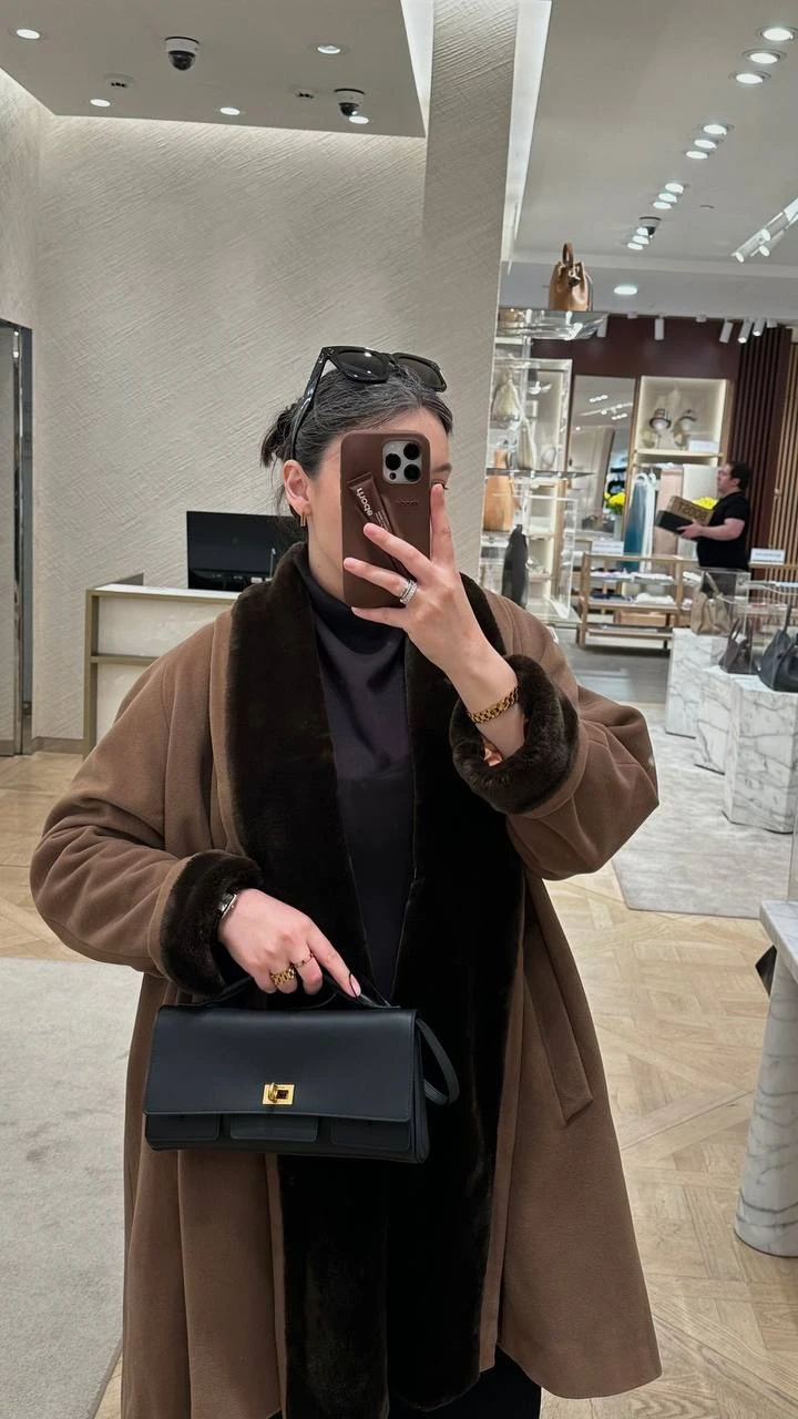 Ādas rokassoma 8006